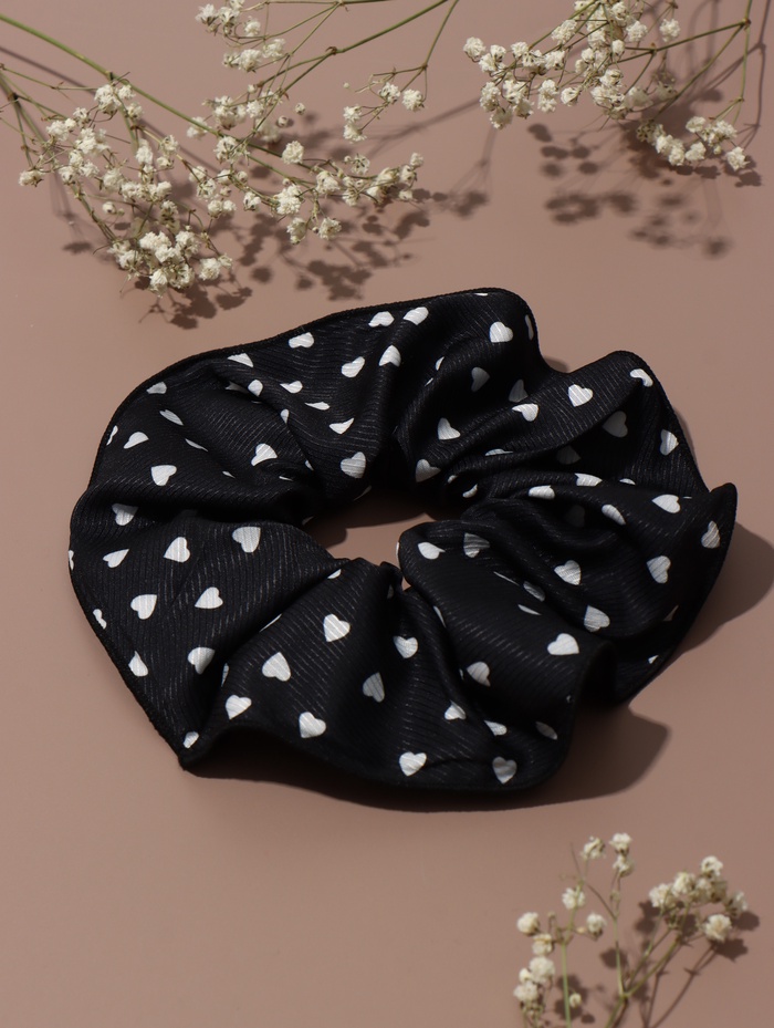 Резинка для волос QF «Орбита гранд» сердца, 15 см, бело-чёрная