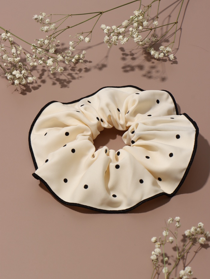 Резинка для волос QF «Орбита гранд» горох, 13 см, молочная