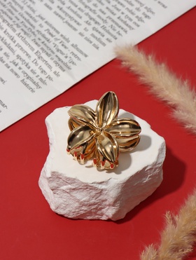 Крабик для волос «Лейла море» цветок, 5.5 см, золотистый