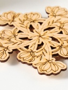 Подставка под горячее «Цветы красивые», 11 см, можжевельник, фанера  (артикул 11001601)  большой выбор товаров оптом и в розницу по низким ценам с доставкой