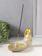 Подставка под благовония полистоун «Маленький послушник и лист», беж с патиной, 18×10×10.5 см  (артикул 10964512)  большой выбор товаров оптом и в розницу по низким ценам с доставкой