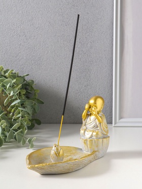 Подставка под благовония полистоун «Маленький послушник и лист», беж с патиной, 18×10×10.5 см  (артикул 10964512)  большой выбор товаров оптом и в розницу по низким ценам с доставкой