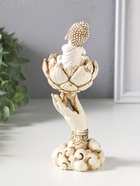 Фигурка полистоун «Рука с лотосом и Буддой», беж, 7×7.5×18 см  (артикул 10956772)  большой выбор товаров оптом и в розницу по низким ценам с доставкой