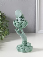 Фигурка полистоун «Рука с лотосом и Ганешей», зелёный, 7×7.3×18.5 см  (артикул 10956773)  большой выбор товаров оптом и в розницу по низким ценам с доставкой