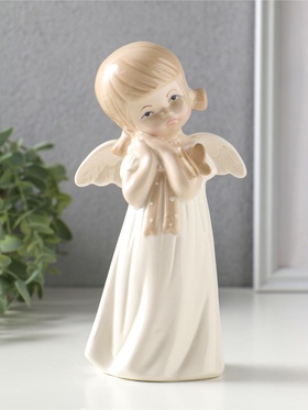 Фигурка керамика «Девочка-ангел с хвостиками, с бабочкой на руке», 9.6×6.8×18.3 см  (артикул 10932639)  большой выбор товаров оптом и в розницу по низким ценам с доставкой