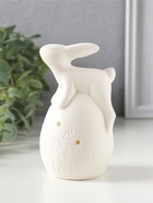 Фигурка светящаяся керамика «Белый зайчик на яйце с цветами», 3×LR44, 6.4×6.2×11.2 см  (артикул 10933418)  большой выбор товаров оптом и в розницу по низким ценам с доставкой