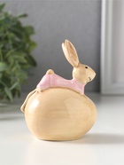Фигурка керамика «Зайчик в розовой пижамке на яйце», 7×5.4×8.6 см  (артикул 10933901)  большой выбор товаров оптом и в розницу по низким ценам с доставкой