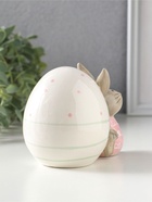 Фигурка керамика «Зайка розово-серый с пасхальным яичком в горох», 12×7.9×8.8 см  (артикул 10933908)  большой выбор товаров оптом и в розницу по низким ценам с доставкой