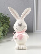 Фигурка керамика «Зайка с розовым сердечком», 9.4×6.1×16.8 см - Фото 1