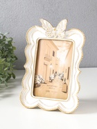Фоторамка для фото 10×15 см «Большая бабочка», полистоун, белая с золотом, 15.5×3.5×22 см  (артикул 10959378)  большой выбор товаров оптом и в розницу по низким ценам с доставкой