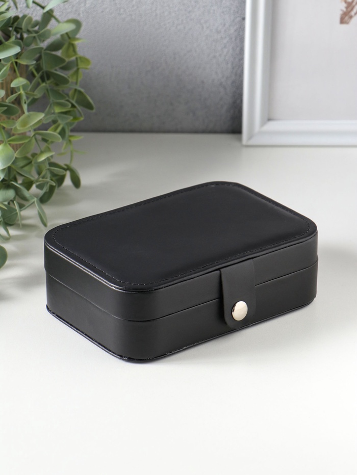 Шкатулка для украшений «Матовая гладь», чёрная, кожзам, 16.5×11.5×5.5 см - Фото 1