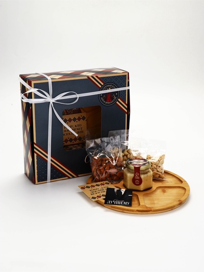 УЦЕНКА Подарочный набор «Лучшему из лучших»: менажница, крем-мёд, орехи