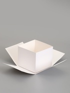 Коробка-сюрприз подарочная «Бабочки» белая, с вылетающими бабочками, 15×14.8×12.5 см - фото 809621090