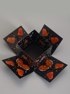 Коробка-сюрприз подарочная «Бабочки, День рождения» чёрная, с вылетающими бабочками, 15×14.8×12.5 см - фото 809621132