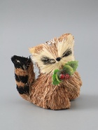 УЦЕНКА Декор "Енотик с новогодними веточками" 7х10х11 см - Фото 2