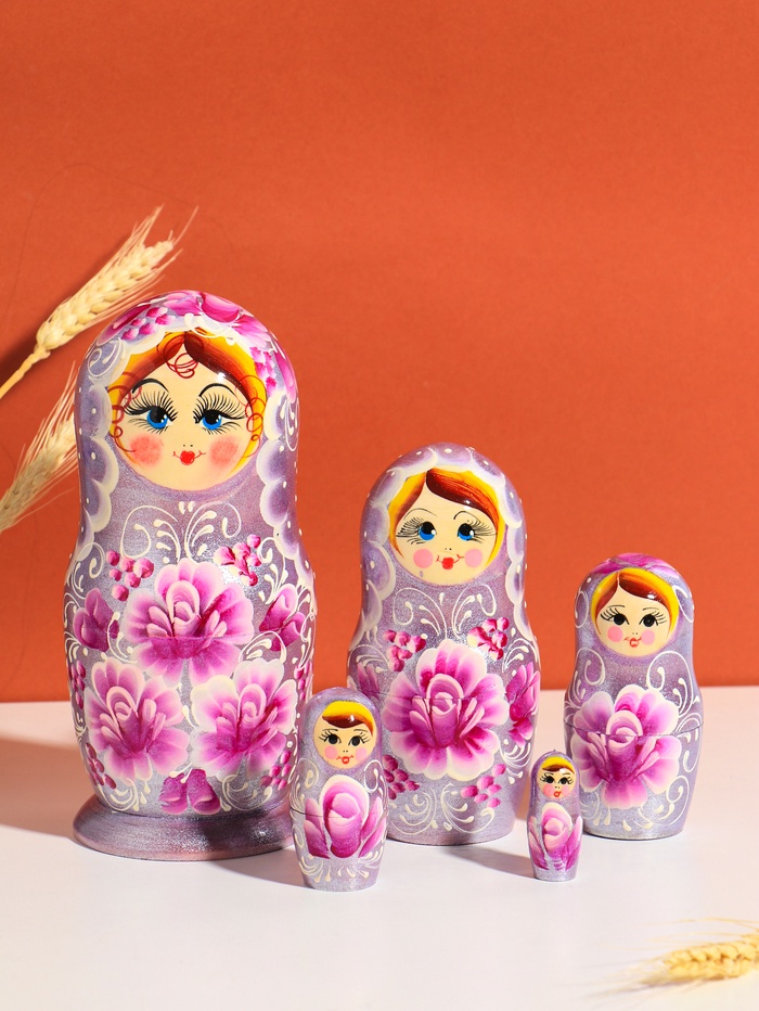 Матрешка дерево «Маня», сиреневая, 18 см, 5 кукольная, ручная роспись