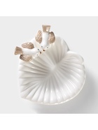 УЦЕНКА Блюдо сервировочное «Голубки на листочке», 13×13×2 см, керамика, белое - Фото 3