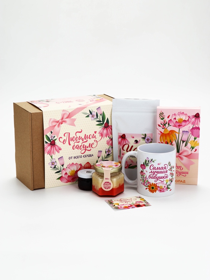 Подарочный набор «Любимой бабуле»: кружка, крем-мёд, шоколад, джем и чай