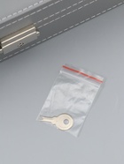 УЦЕНКА Шкатулка кожзам под часы 6 отделений «Серая с белой строчкой» 8×30×11 см - Фото 6