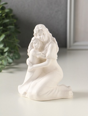 Фигура гипс «Нежность матери», 14 см, белый