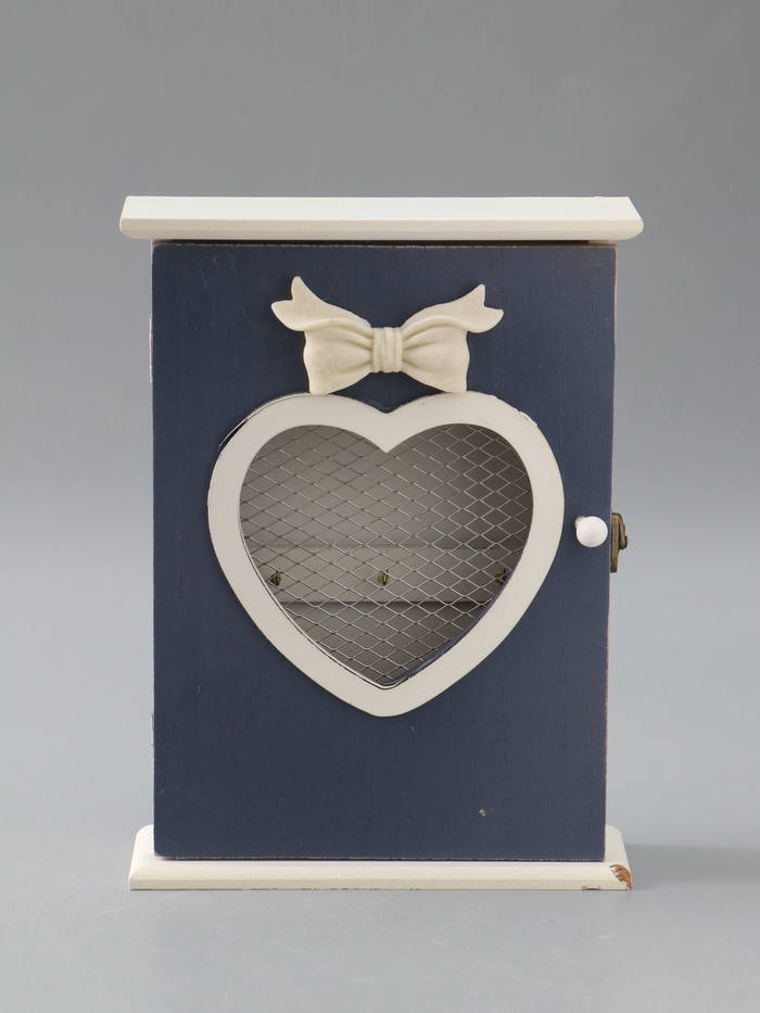 УЦЕНКА Ключница настенная «Сердце с бантом», дерево, 21×26×7 см - Фото 1