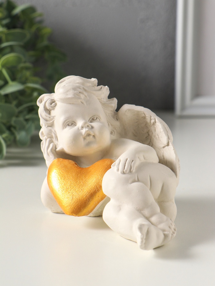 Фигурка гипс «Ангел с сердцем лежит», 8×12×7 см, белая с золотом