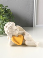 Фигурка гипс «Ангел с сердцем лежит», 8×12×7 см, белая с золотом - фото 809651229