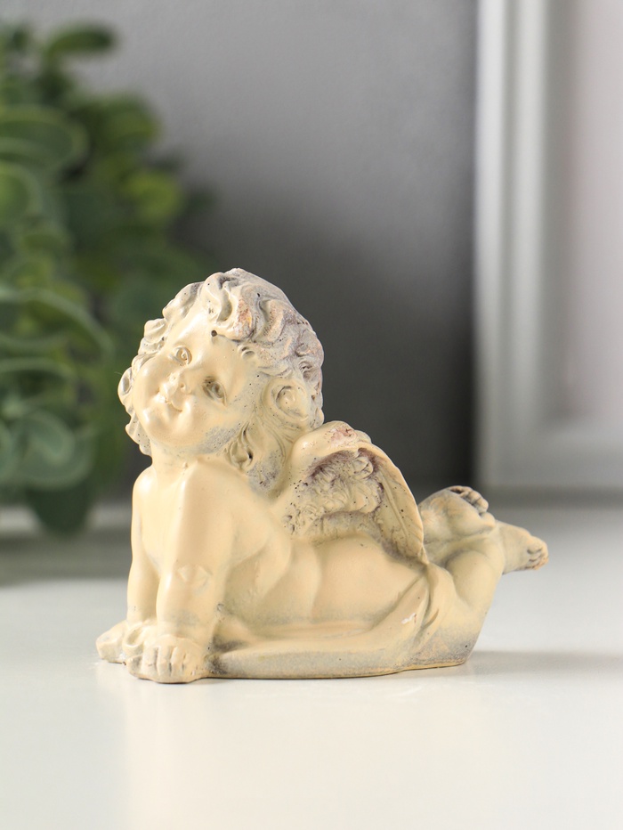 Фигурка гипс «Ангелок лежит», 6.5 см, слоновая кость