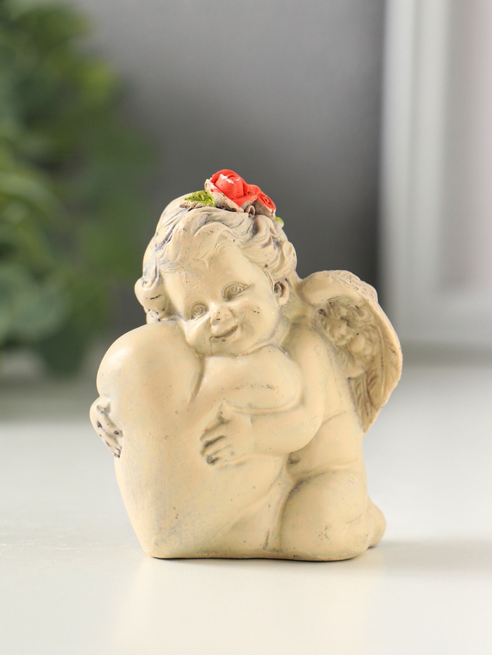Фигурка гипс «Ангелок с сердцем», 7 см, слоновая кость