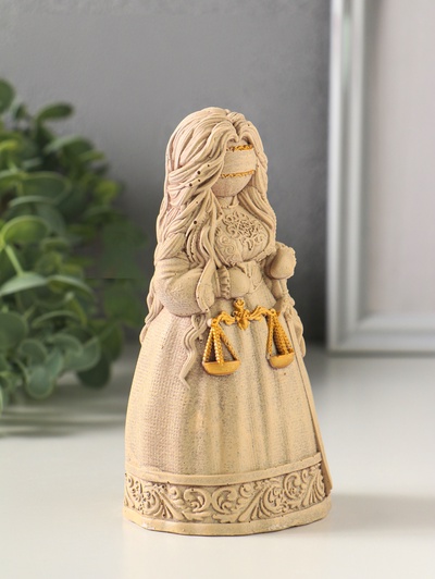 Фигурка гипс «Берегиня Судебница», 13.5×7×6 см, слоновая кость