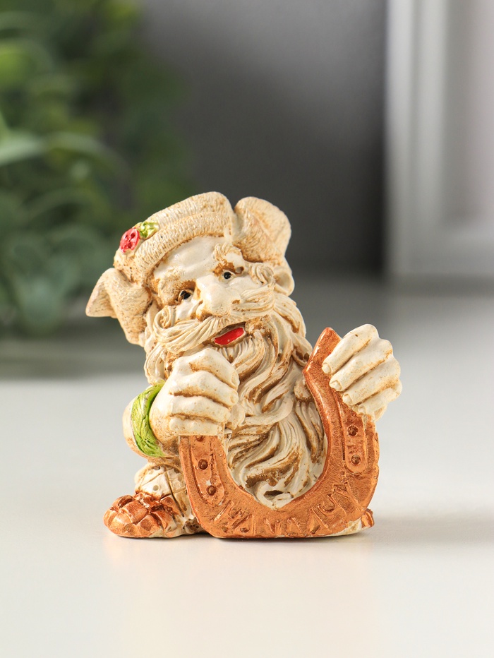 Фигурка гипс «Домовой», 6×6 см, слоновая кость