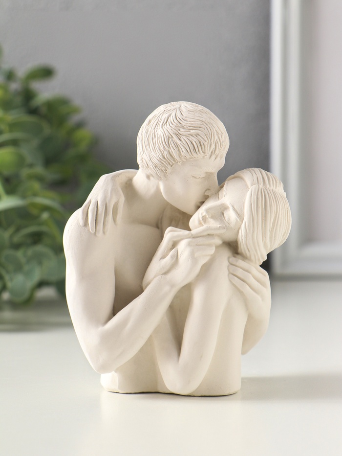 Фигурка «Любовь», 11×7×8 см, гипс