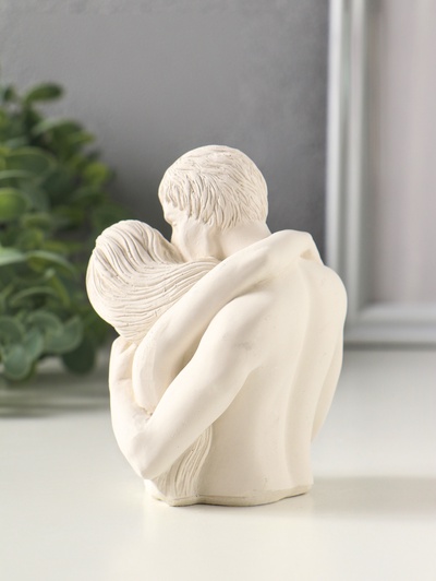 Фигурка «Любовь», 11×7×8 см, гипс