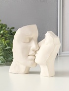 Фигурка «Ромео и Джульетта - поцелуй», 13×13×3 см, гипс - фото 809651451