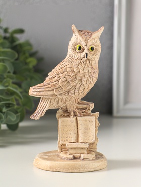 Фигурка гипс «Филин на пьедестале», 14×6 см, слоновая кость