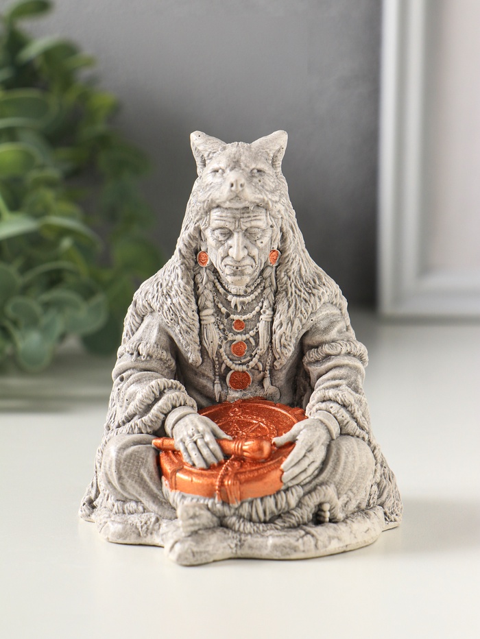 Фигурка «Шаман белых гор», 10×8×8.5 см, камень