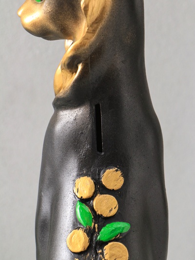 Копилка для денег «Кошка Маркиза с деньгами», гипс, 48×18×15 см