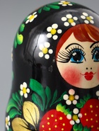 УЦЕНКА Матрёшка «Земляничка», красное платье, 5 кукольная, 15 см 11053899