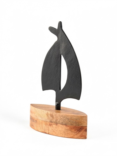 Сувенир интерьерный «Парусник», 17×6×25 см, алюминий, дерево