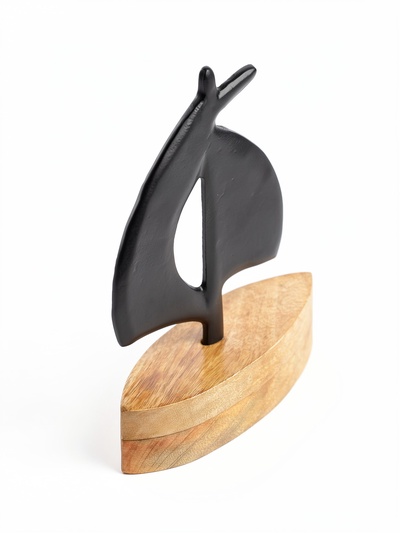 Сувенир интерьерный «Парусник», 17×6×25 см, алюминий, дерево