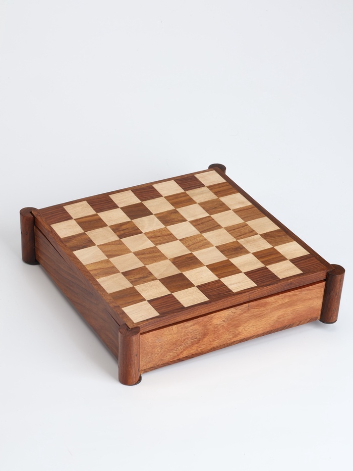 УЦЕНКА Игра настольная 3в1 (шахматы + домино + кубики), доска 20×20 см, дерево шишам - Фото 1
