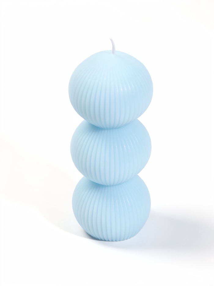 Свеча интерьерная «Шёлковые линии», 4×4×12.3 см, 150 г, 13 ч, голубой