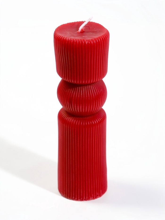 Свеча интерьерная «Бархатные полосы», 3.8×3.8×14 см, 140 г, 12 ч, красный
