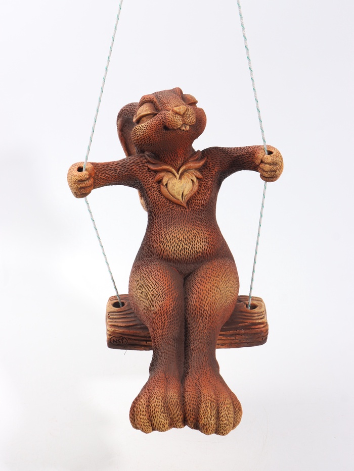 Фигурка декоративная «Зайчик Кевин на качелях», 30×18×28 см, трюфельная