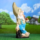 Садовая фигура "Гном с трубкой" 29х25х70 см - Фото 7