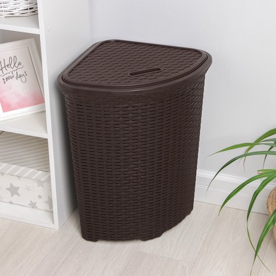 Корзина для белья угловая с крышкой «Ротанг», 60 л, 40×40×58 см, коричневая