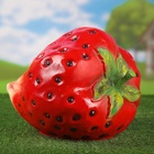 Садовая фигура из полистоуна «Клубника», 27×30×36 см - Фото 5