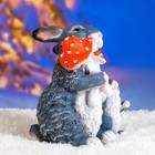 Садовая фигура "Зайцы с грибами" 21х19х27см - Фото 2