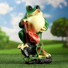 Садовая фигура "Лягушонок с лопатой" 20х22х37 см - Фото 1