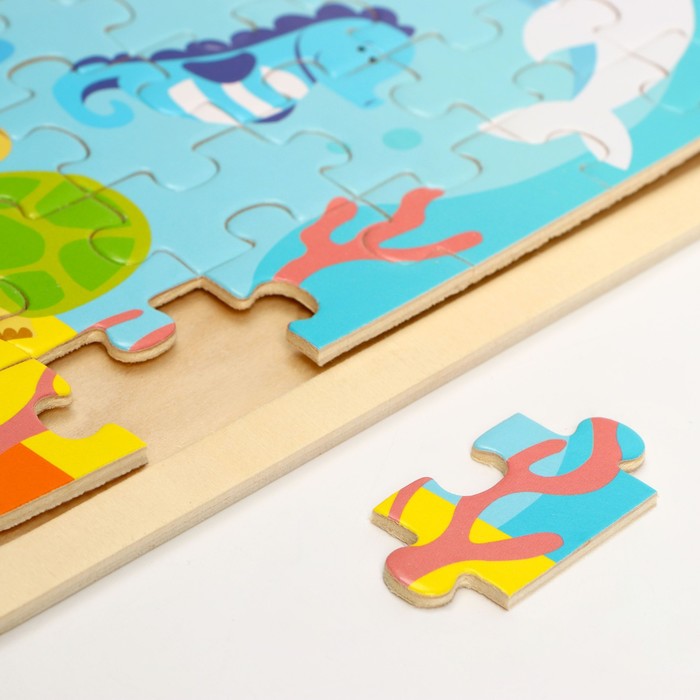 Пазл в деревянной рамке «В синем море», 60 элементов 40212